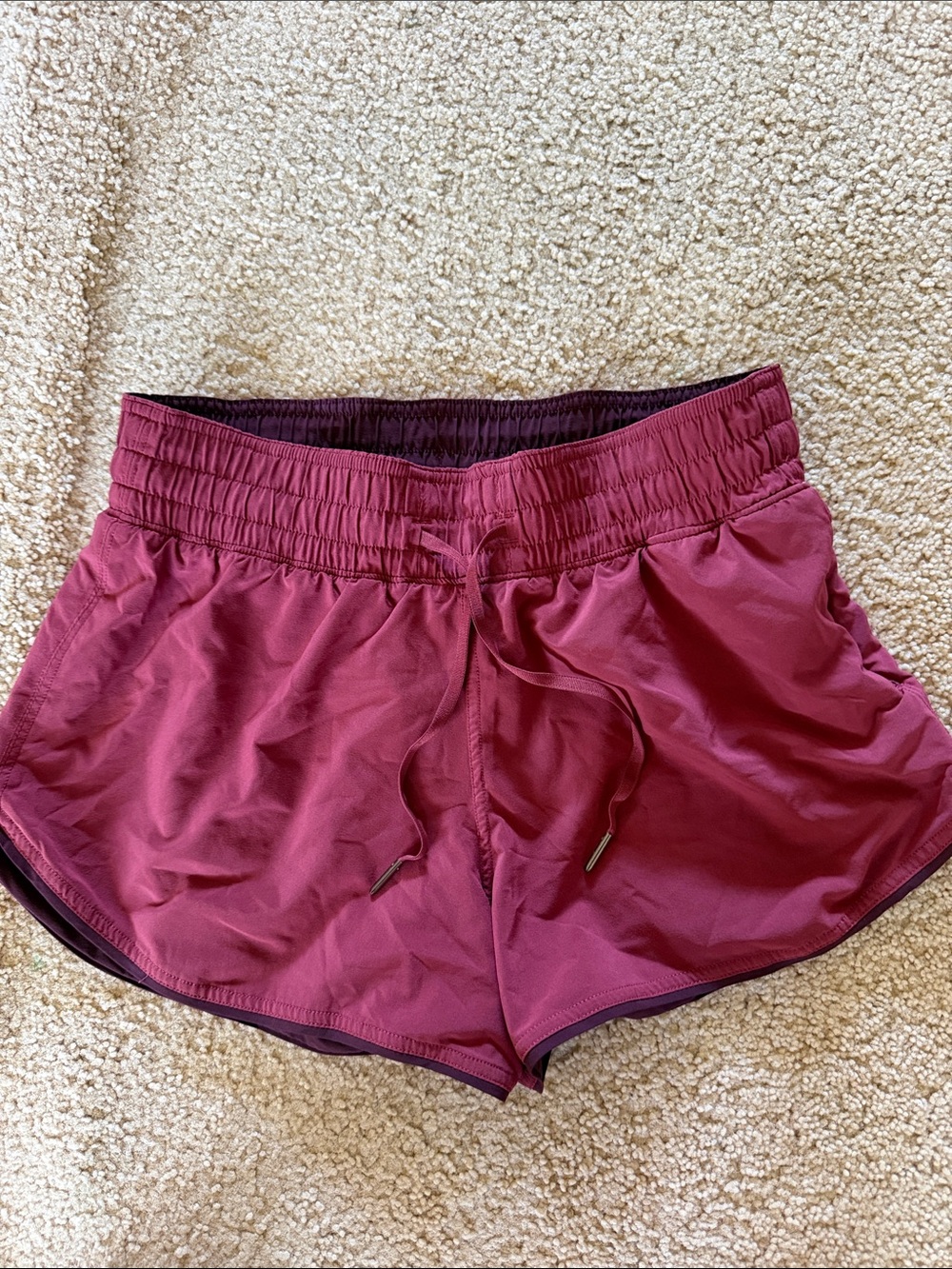 Lululemon Reversible Track Shorts - Sz 6